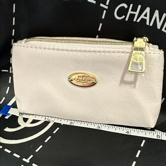 Coach Women's Light Pink Cosmetic Case - Picture 3 of 8